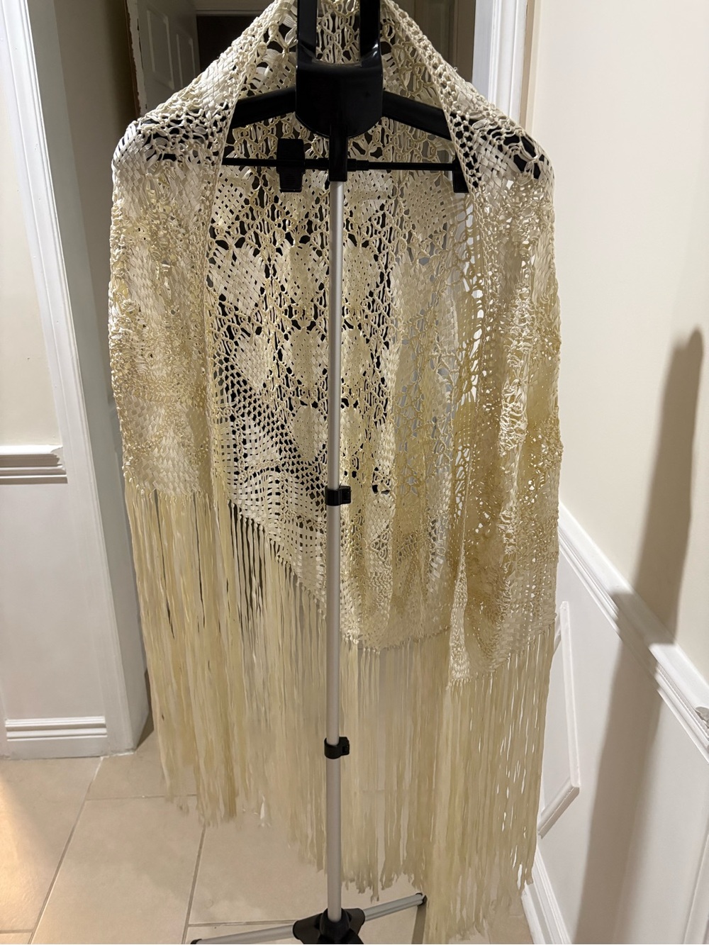 Vintage Cream Ivory Ribbon Macramé Shawl Long Fringe Boho Wrap Hand Knotted
